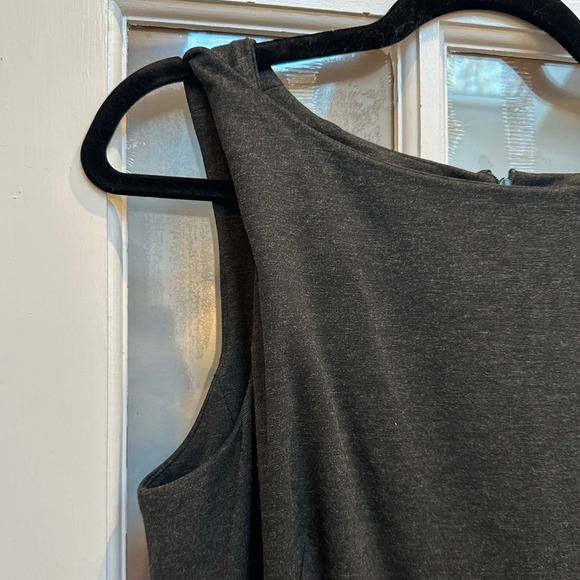 M.M.LaFleur The Lydia Dress Textured Ponte Cinder Grey Knee Length Size 16 NWT - Picture 3 of 10